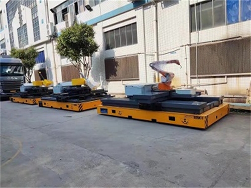 AGV移动喷砂机器人